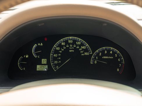 Used 2002 INFINITI Q45 image 14