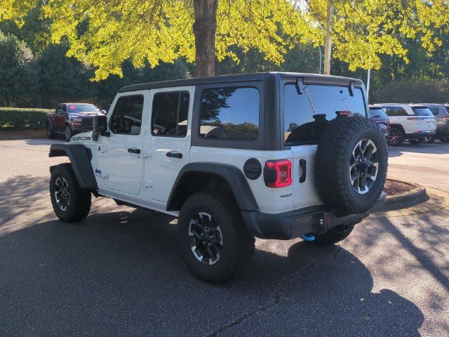 Used 2024 Jeep Wrangler Unlimited Rubicon 4xe w/ Capability Package AWD/4WD image 3