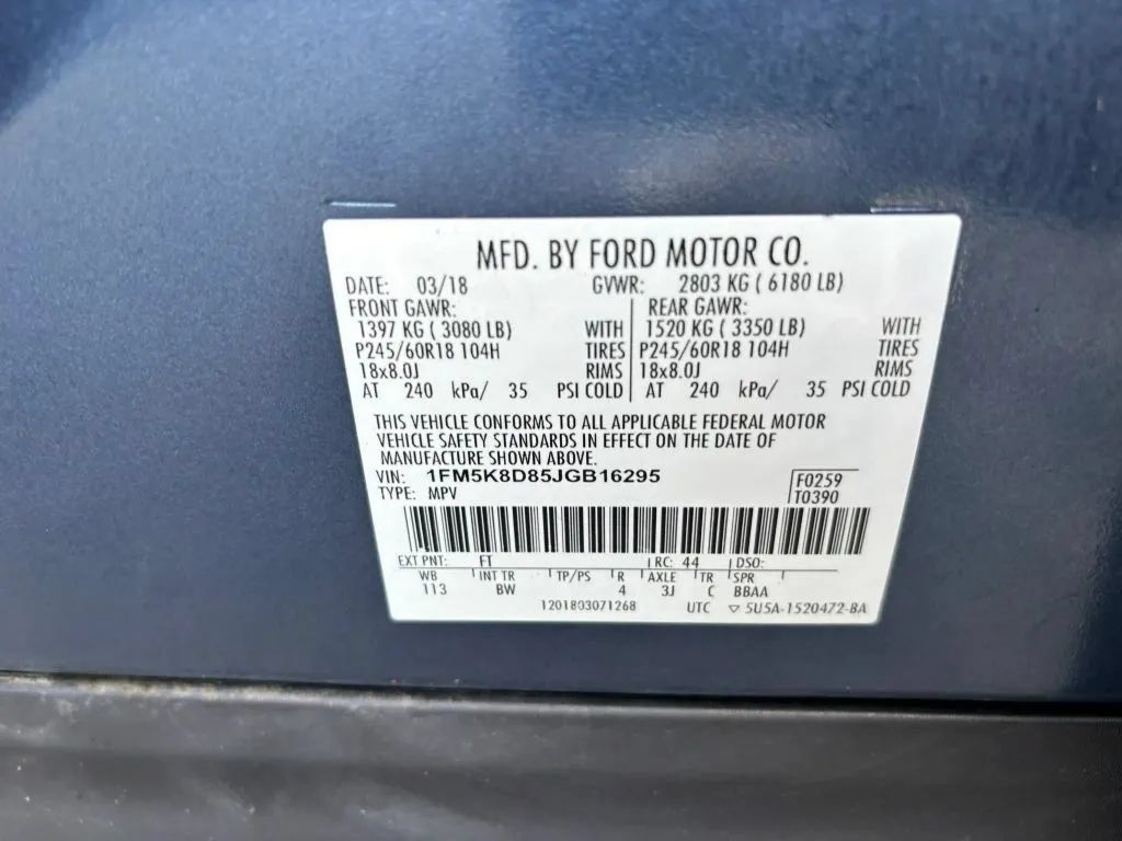 Used 2018 Ford Explorer XLT w/ Equipment Group 202A AWD/4WD image 28