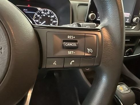 Used 2021 Nissan Rogue S AWD/4WD image 16