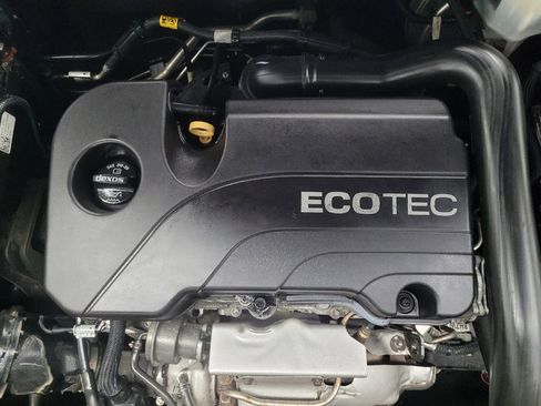 Used 2018 Chevrolet Equinox LT image 30