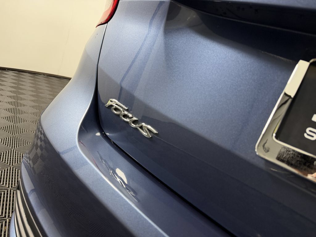 Used 2018 Ford Focus ST FWD image 10