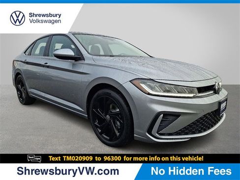 New 2026 Volkswagen Jetta SE image 1