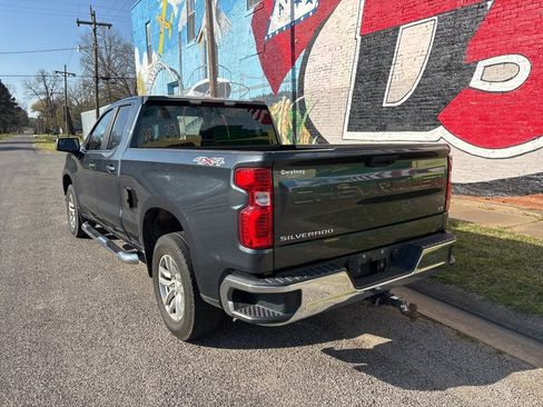 Used 2020 Chevrolet Silverado 1500 LT w/ Trailering Package image 4