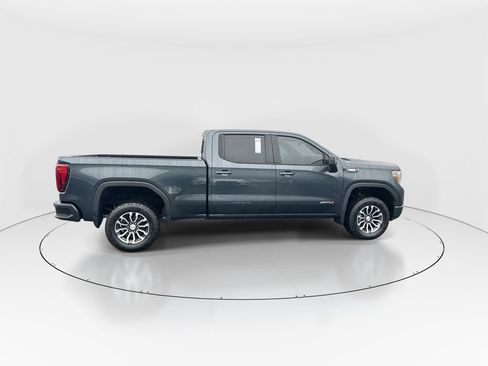 Used 2021 GMC Sierra 1500 AT4 w/ AT4 Preferred Package AWD/4WD image 9