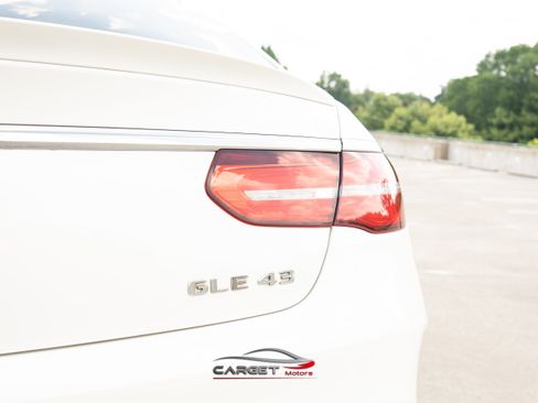 Used 2019 Mercedes-Benz GLE 43 AMG 4MATIC image 50