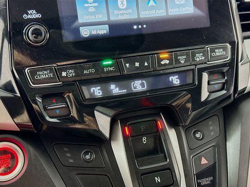 Used 2018 Honda Odyssey EX-L image 20
