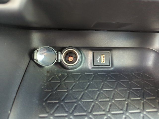 Used 2025 Toyota RAV4 XLE w/ Convenience Package AWD/4WD image 39