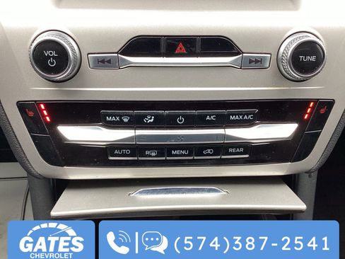 Used 2023 Ford Explorer XLT w/ Class IV Trailer Tow Package image 23