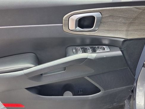 Used 2023 Kia Sorento EX w/ Panoramic Sunroof Package FWD image 20