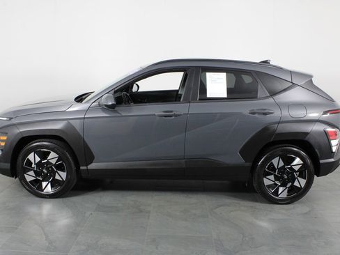 Certified 2025 Hyundai Kona SEL image 12