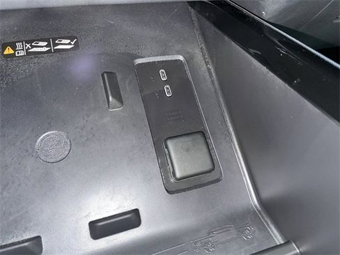 New 2025 Chevrolet Silverado EV RST image 30