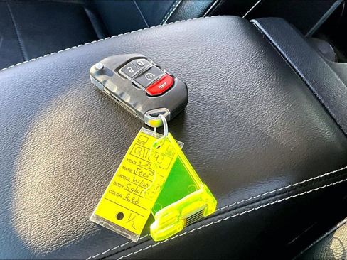 Used 2023 Jeep Wrangler Unlimited Sahara w/ Cold Weather Group image 34