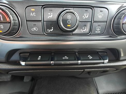 Used 2017 Chevrolet Silverado 1500 LT w/ All Star Edition AWD/4WD image 37
