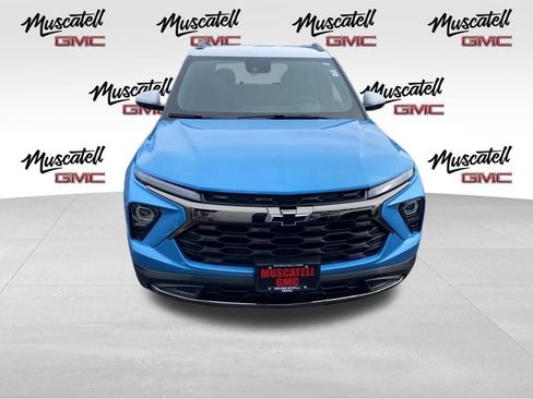 Used 2025 Chevrolet TrailBlazer ACTIV w/ Convenience Package AWD/4WD image 2