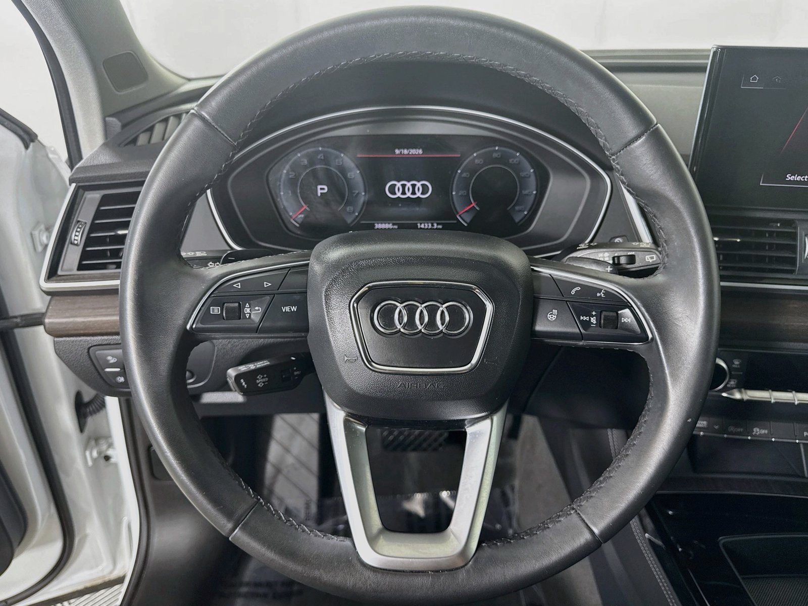 Certified 2023 Audi Q5 2.0T Premium Plus w/ Premium Plus Package AWD/4WD image 15