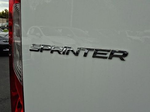 Used 2025 Mercedes-Benz Sprinter 2500 image 21