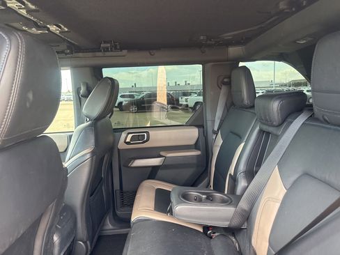 Used 2022 Ford Bronco Wildtrak AWD/4WD image 36