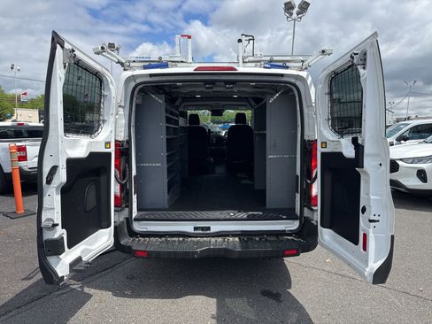 Used 2019 Ford Transit 150 130 Low Roof RWD image 9