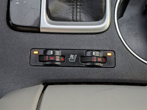 Used 2015 Toyota Highlander Limited Platinum image 27