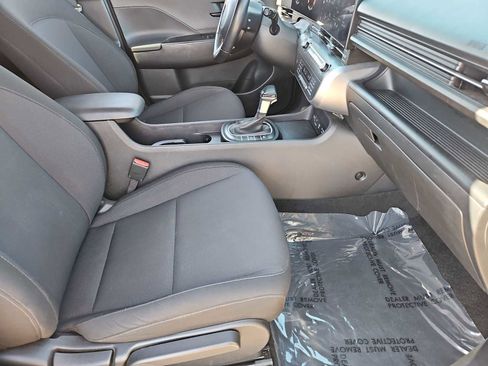Certified 2025 Hyundai Kona SEL image 21