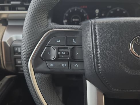 New 2026 Toyota Tacoma TRD Off-Road AWD/4WD image 13