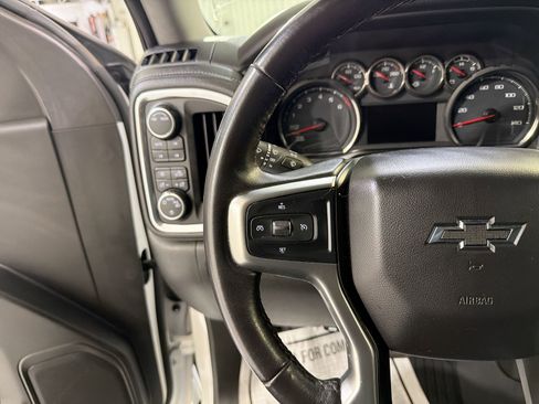 Used 2020 Chevrolet Silverado 1500 LT Trail Boss image 14