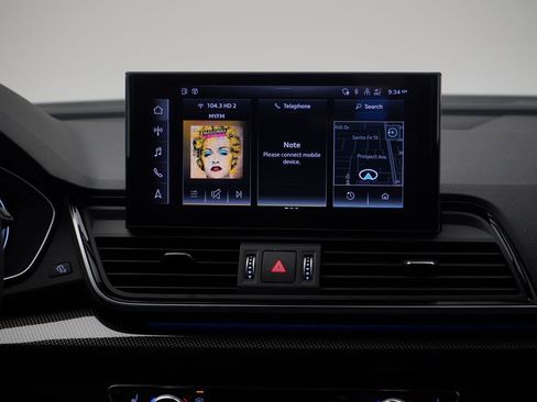 Used 2023 Audi SQ5 Prestige image 11