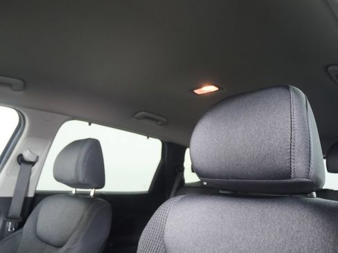 Used 2022 Hyundai Santa Fe SEL w/ Convenience Package FWD image 10