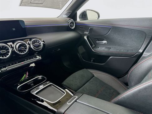 New 2026 Mercedes-Benz CLA 250 4MATIC image 25