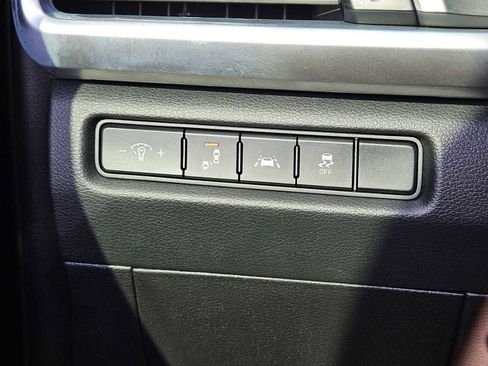 Used 2021 Kia Telluride LX image 30