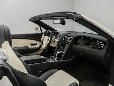 Used 2016 Bentley Continental GT AWD/4WD image 34