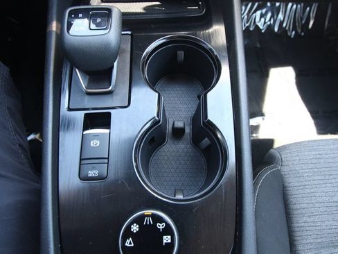 Used 2023 Nissan Rogue SV AWD/4WD image 23