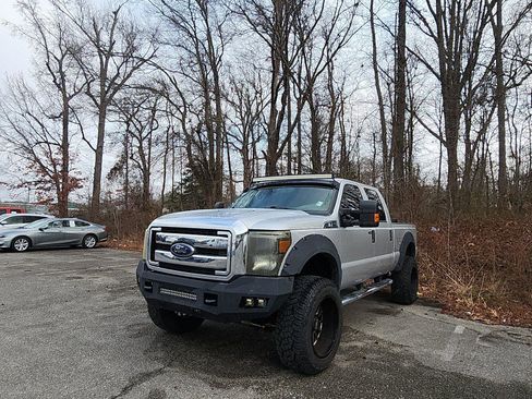 Used 2015 Ford F250 XLT w/ XLT Value Package image 1