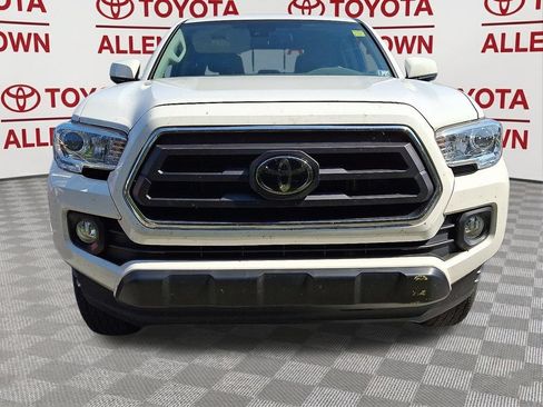 Used 2023 Toyota Tacoma SR5 w/ Black Out Package (TMS) AWD/4WD image 2