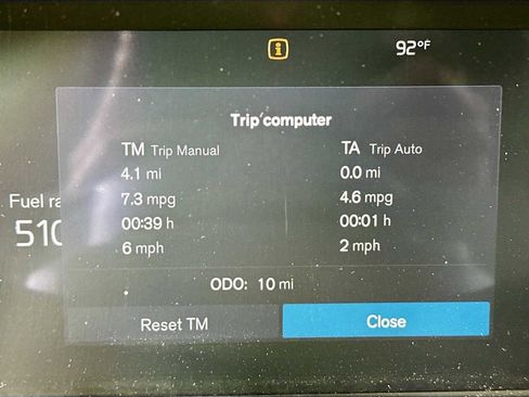 Used 2025 Volvo XC60 B5 Plus w/ Protection Package Premier image 12