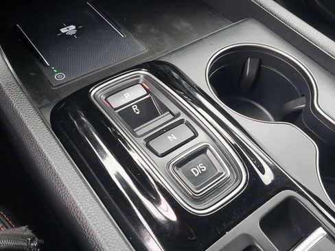 Used 2023 Honda Pilot TrailSport image 36