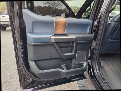 Used 2018 Ford F150 Limited w/ Trailer Tow Package image 34