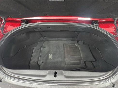 Used 2017 Nissan 370Z Touring image 13