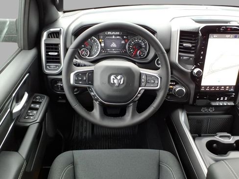 New 2026 RAM 1500 Big Horn AWD/4WD image 13