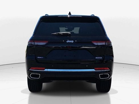 Used 2022 Jeep Grand Cherokee Overland AWD/4WD image 7