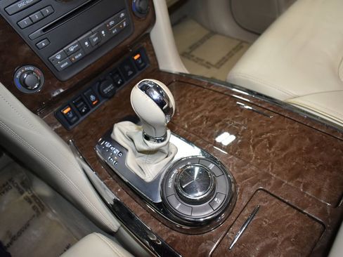 Used 2016 INFINITI QX80 Luxe w/ 22" Wheel Package image 37