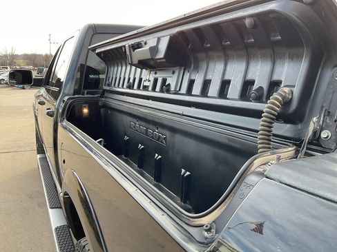 Used 2017 RAM 2500 Limited image 14