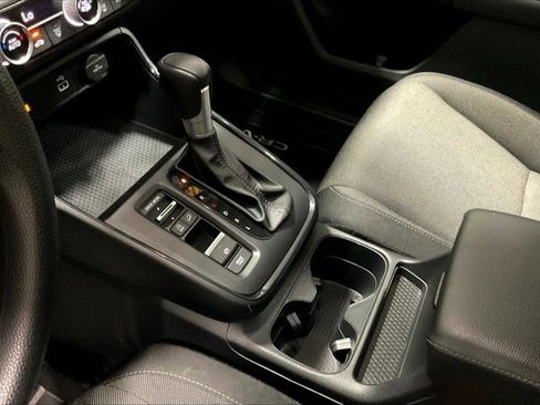 Used 2024 Honda CR-V LX image 17