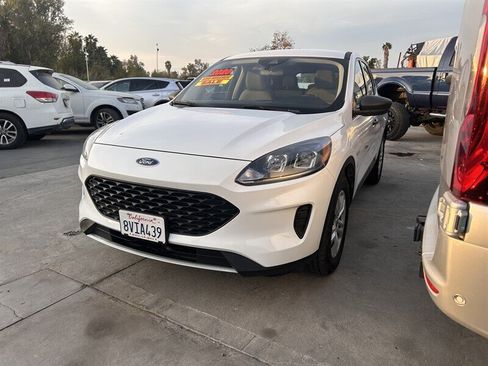 Used 2020 Ford Escape S FWD image 8