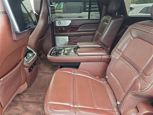 Used 2018 Lincoln Navigator L Black Label image 11