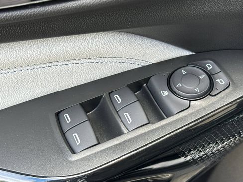 Used 2026 Chevrolet Trax LT w/ Midnight Edition FWD image 13