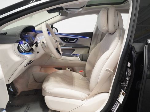 Certified 2023 Mercedes-Benz EQS 580 4MATIC Sedan image 11