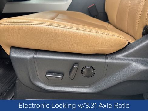 Used 2022 Ford F250 Lariat w/ Lariat Value Package AWD/4WD image 13