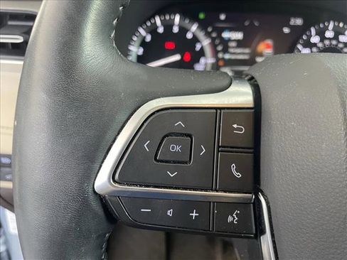 Used 2020 Toyota Highlander Limited image 13